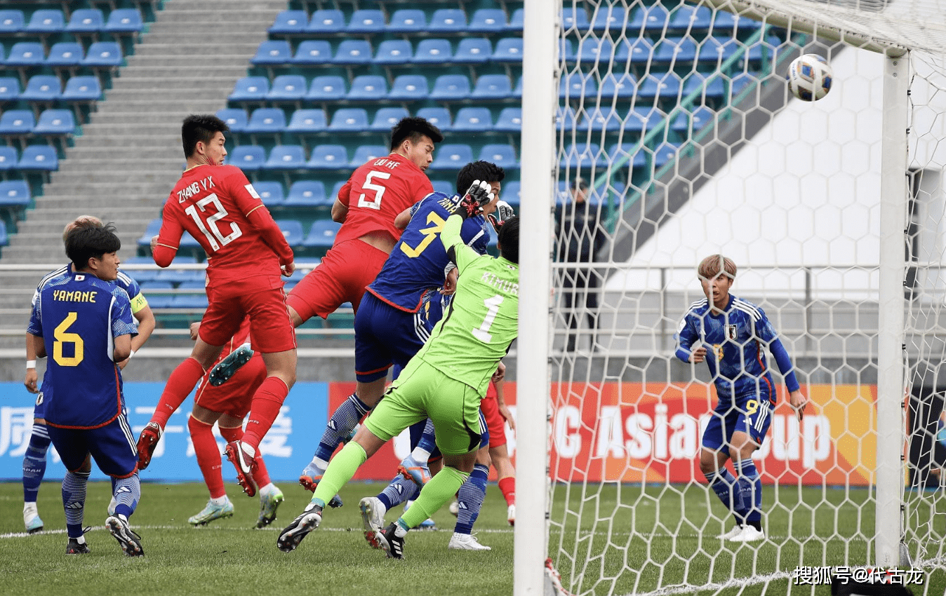 马拉加防守犯错，直接导致失利