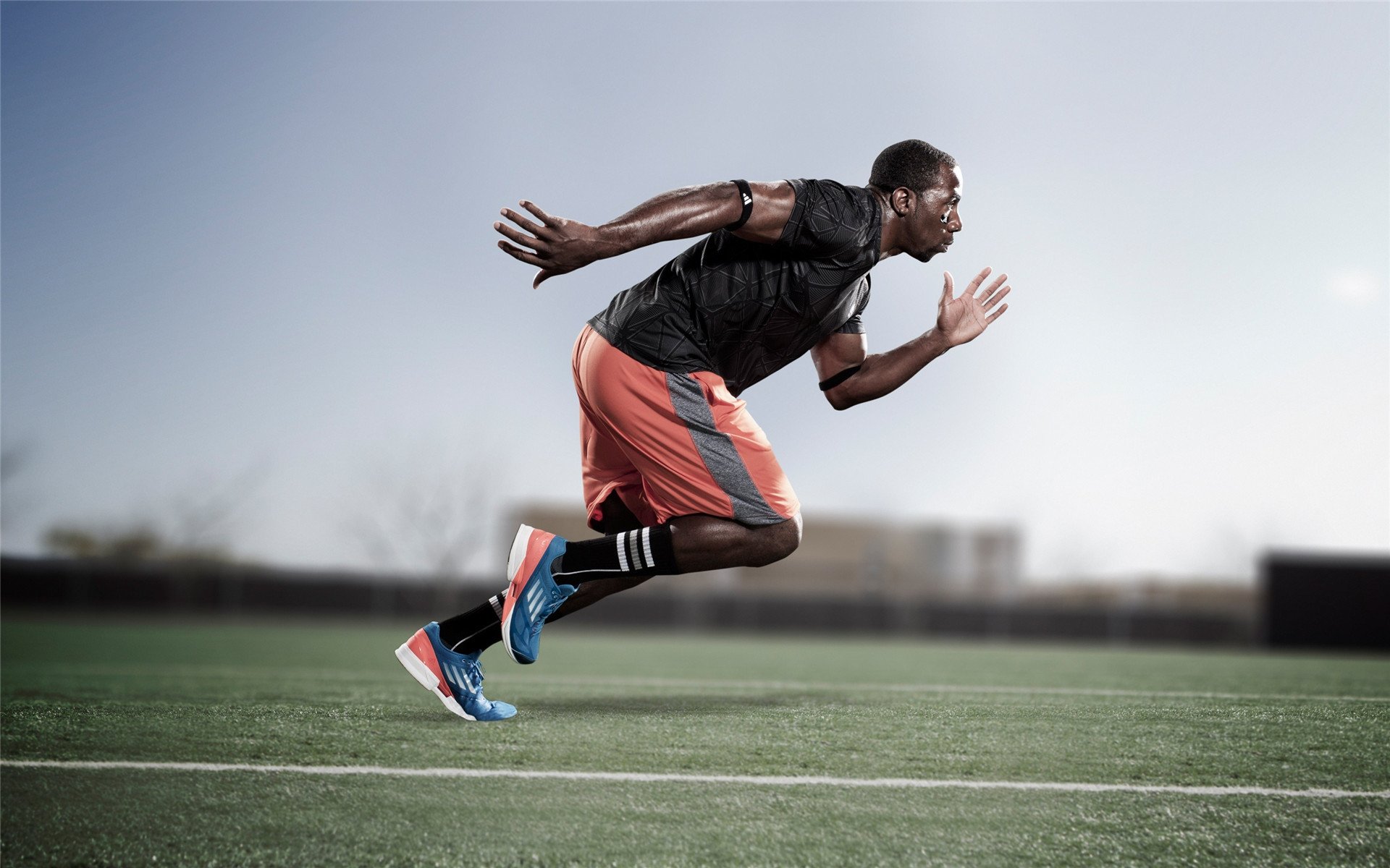 黄鸭组合火力全开，法国队轻取马来西亚队展现羽坛新格局